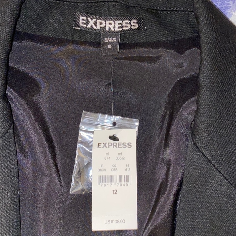 Express Blazer - Picture 2 of 4